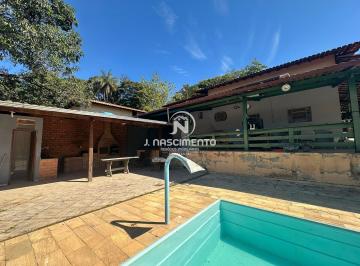 Rural · 1300m² · 4 Quartos · 3 Vagas · Chácara á venda no bairro Solar do Madeira em Contagem