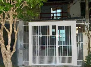 Casa · 68m² · 3 Quartos · 1 Vaga · Sobrado padrao