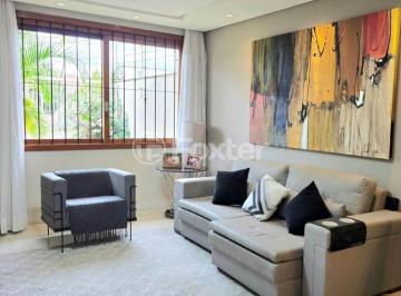c1084899 · Casa, 5 dormitórios, 300 m², em Niterói