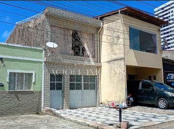 Casa a Venda no Bairro do Farol. · Casa a Venda no Bairro do Farol.