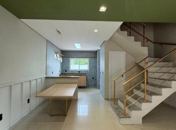 Casa de 2 quartos, Bertioga · Sobrado com 2 suítes à venda