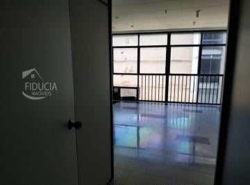 Comercial , Niterói · Sala comercial com 53 m², em andar alto, bem conservada e dividida em ambientes, sem vaga de garagem