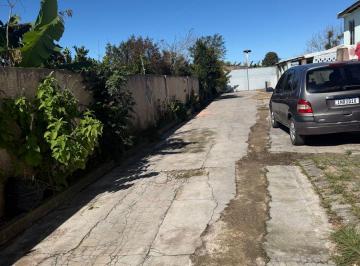 Casa en Aluguel de 2 quartos Estados · Casa interna locação R$ 1.200 com 2 dorms 2 garagens