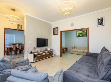 Casa de 4 quartos, Curitiba · Casa Terrea 196m2 no CIC