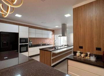 Casa · 550m² · 3 Quartos · 2 Vagas · Casa com 3 dormitórios, 550 m² - venda por R$ 2.800.000,00 ou aluguel por R$ 13.000,00/mês - Condomí