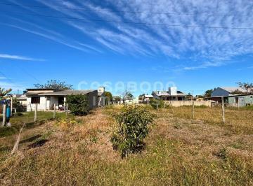 Terreno de 300 m² com posição solar norte no bairro São Jorge · Terreno de 300 m² com posição solar norte no bairro São Jorge