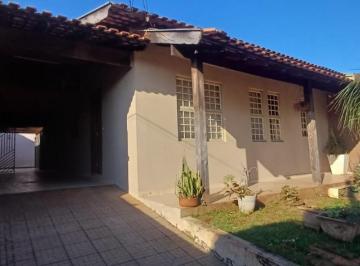 Casa · 210m² · 3 Quartos · 2 Vagas · Casa à venda em Londrina, Carnascialli, com 3 quartos, com 210 m²