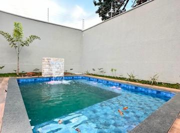 Casa de 3 quartos, Cotia · Amplo Imóvel de 187 m² – Ideal para Quem Valoriza Espaço
