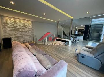 Casa de 4 quartos, Santo André · Casa para venda em Vila Vitória de 357.00m² com 4 Quartos, 3 Suites e 6 Garagens