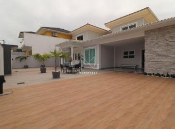 Casa · 420m² · 5 Quartos · 3 Vagas · Casa para venda em Camboinhas de 420.00m² com 5 Quartos, 3 Suites e 3 Garagens