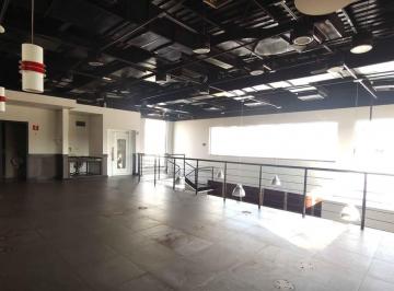 Comercial · 450m² · 10 Vagas · Loja em posto na Avenida Presidente Tancredo Neves, 1265 • 450 m²