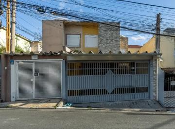 2b239f75-120e-4562-9963-d9ccabbbda0d · Atraente sobrado para venda em Vila Santa Catarina com 4 quartos, sendo 1 suíte, 92m²