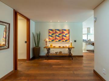 6c9de388-c7bc-46aa-b09d-df7057ca62ad · Deslumbrante casa para venda em Santo Amaro com 6 quartos, sendo 4 suítes, 420m²