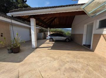 32f47c23-fc86-4aae-bf15-40058b297e1d · Imperdível casa em condomínio para venda com 4 quartos, sendo 2 suítes, 251m²