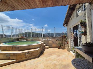 Apartamento · 180m² · 4 Quartos · 3 Vagas · Cobertura para venda em Icaraí de 180.00m² com 4 Quartos, 2 Suites e 3 Garagens