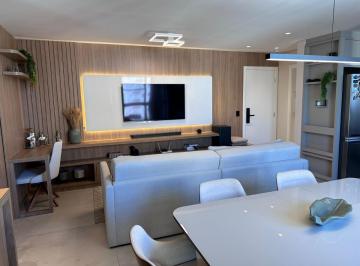 23e8f538-bb47-46d7-aa82-41a25e5ba42c · Aconchegante apartamento para venda em Centro com 2 quartos, sendo 1 suíte, 115m²