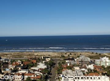 Apartamento · 263m² · 3 Quartos · 2 Vagas · Cobertura Duplex 3 suites na Av Silva Jardim em Torres RS