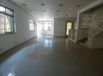 Casa · 159m² · 3 Quartos · 1 Vaga · Sobrado de 190m² para alugar com 3 dormitórios, 3 banheiros e 1 vaga de garagem