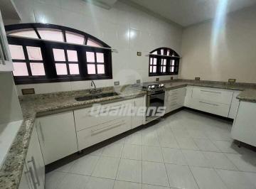 Casa · 323m² · 3 Quartos · 3 Vagas · Casa em Jardim Pilar