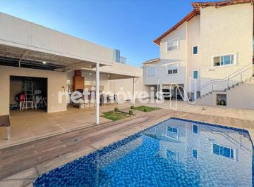 Piscina · Casa de 05 quartos à venda no Castelo!