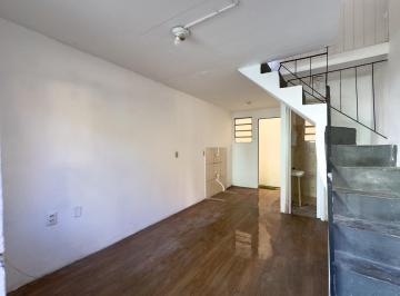 Living · Sobrado de 41m², 2 dormitórios, próximo à PUCRS