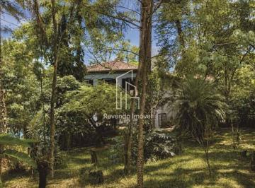 Casa · 698m² · 3 Quartos · 6 Vagas · Casa de alto padrão com 3 suítes e piscina na Chácara São João, Carapicuíba-SP: