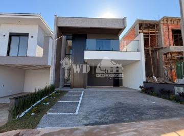 Casa · 3 Quartos · 4 Vagas · Sobrado com piscina