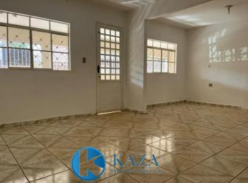 1 · CASA COM 3 QUARTOS SENDO 1 SUÍTE NO VALPARAÍSO II