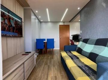 1 · APARTAMENTO DE 02 QUARTOS, SENDO 01 SUÍTE E COM VARANDA