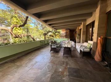 Apartamento · 393m² · 4 Quartos · 2 Vagas · Amplo apartamento com 393 metros e quatro quartos na Avenida Monsenhor Ascâneo no Jardim Oceânico