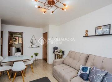 Apartamento · 67m² · 2 Quartos · 1 Vaga · Apartamento de 2 quartos com sacada no Centro