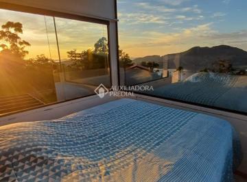 Casa · 130m² · 2 Quartos · Casa 2 dorm, 3 banheiros, Refúgio em meio a natureza em Imaruí - SC, conforto, tranqulidade e um vis