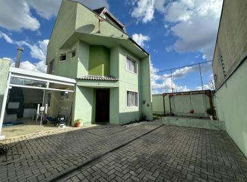 Casa de 3 quartos, Curitiba · Sobrado com 3 dormitórios, 1 suíte, 2 vags no Hauer