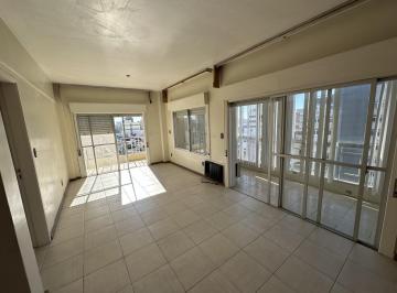 202607161755091638.jpg · Apartamento para Venda em Pelotas, Centro, 3 dormitórios, 1 suíte, 3 banheiros, 1 vaga