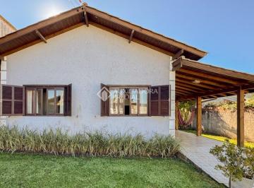 Casa · 115m² · 2 Quartos · Seu novo lar espera por você em Garopaba.