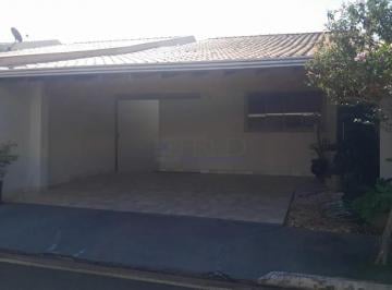 Casa Em Condomínio À Venda · Casa Em Condomínio À Venda