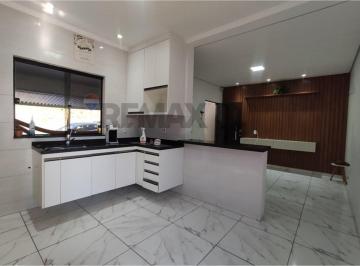 Casa · 3 Quartos · Casa térrea 3 dormitórios para alugar por R$3.000,00/mês - Nova Cerejeiras - Atibaia-SP