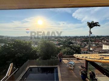 Casa · 253m² · 5 Quartos · 4 Vagas · À venda casa de alto padrão com vista permanente para Manguinhos no Canto Direito de Geribá, em Búzi