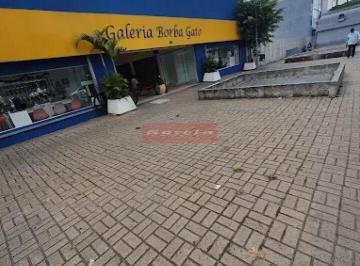 Comercial · 32m² · Aluga Loja dentro da Galeria Borba Gato