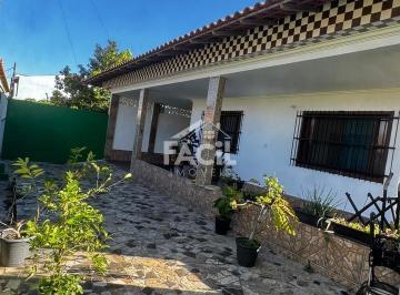 Casa · 180m² · 3 Quartos · 2 Vagas · Casa para Locação em Enseada de Jacaraípe, Serra - 3 Dorms