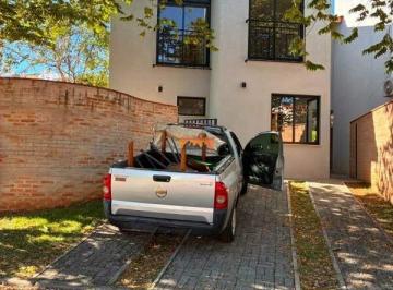 Casa · 225m² · 3 Quartos · 1 Vaga · Casa Residencial para Alugar em Campinas (Bairro Real Parque) com 3 Quartos, 1 Suíte e Quintal