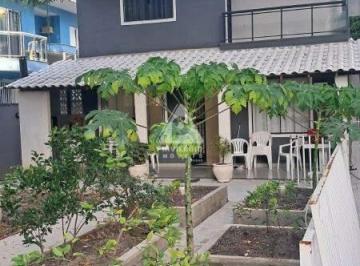 Casa · 204m² · 4 Quartos · 2 Vagas · Casa de Vila Duplex, 4 quartos, 1 suíte, Energia Solar , Vaga, Lazer Privativo