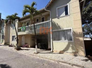 Casa · 130m² · 3 Quartos · 2 Vagas · Casa em condominio no Bairro Cabral, conforto, segurança e qualidade de vida em localização estratég