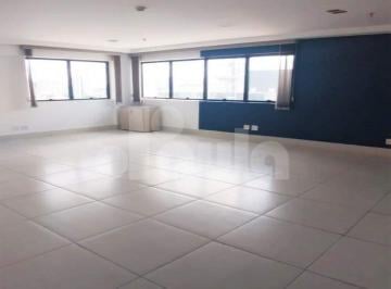 Foto 01 · Sala Comercial 45m² com infraestrutura para ar condicionado, Banheiro, 1 vaga, Santo Andre