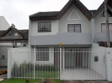 Casa · 120m² · 3 Quartos · 2 Vagas · Sobrado para locação na Rua Mangas no Uberaba