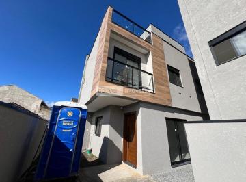 Casa · 122m² · 4 Quartos · 1 Vaga · Excelente Sobrado -Alto Padrão - com 122 m², localizado na Rua Maria Bueno, 290 – Novo Mundo.