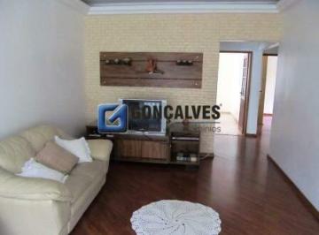 Casa · 160m² · 2 Quartos · 1 Vaga · Casa para Aluguel em Santo André (SP) – 2 Quartos, 3 Banheiros e 1 Vaga (160 m²)