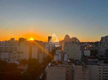 Apartamento · 86m² · 2 Quartos · 2 Vagas · 2 QUARTOS, 1 SUÍTE, 2 VAGAS, 1 VARANDA EM BOTAFOGO