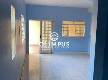Casa · 150m² · 3 Quartos · 2 Vagas · Belo sobrado de esquina disponível para venda com 150m² - Uberlândia/MG.