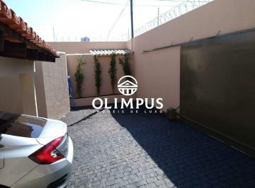 Casa · 240m² · 3 Quartos · 3 Vagas · Casa sobrado no Vigilato Pereira.